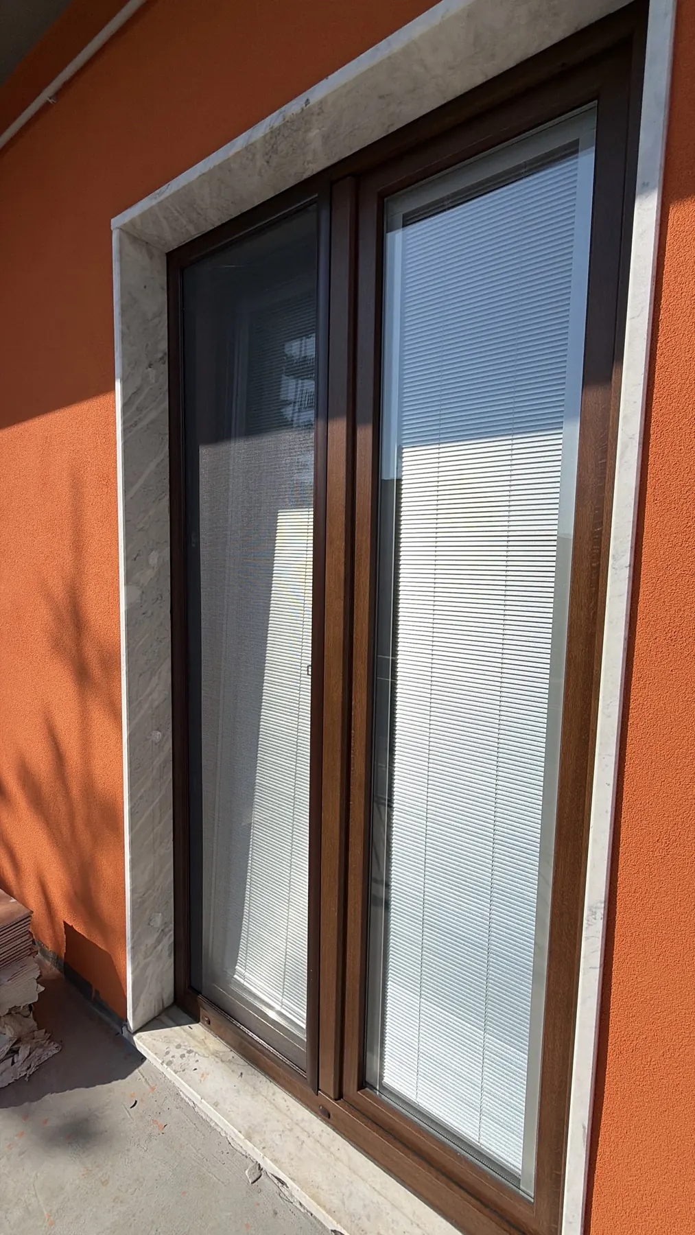 Veneziane integrate e profilo VEKA 82 3