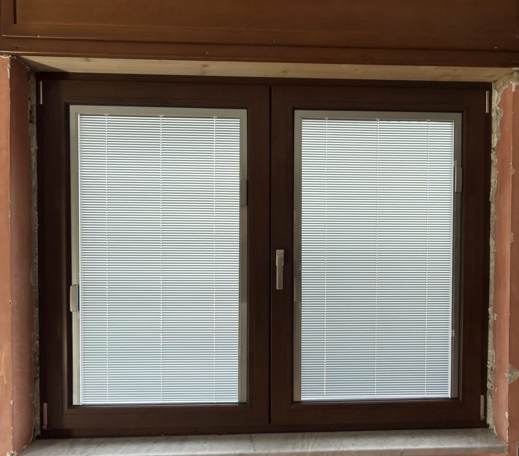 Veneziane integrate e profilo VEKA 82 4